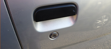 ドアシリンダー故障による修理