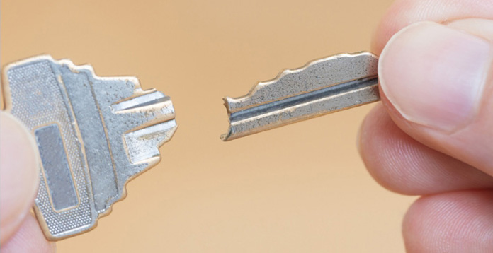 壊れてしまった